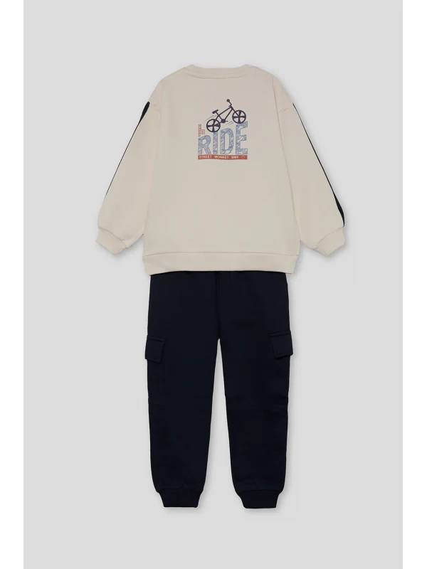 Monkey · Conjunto casual con sudadera y pantalón cargo - Imagen 4