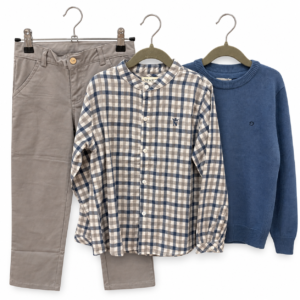 Conjunto pantalones, camisa cuadros y jersey